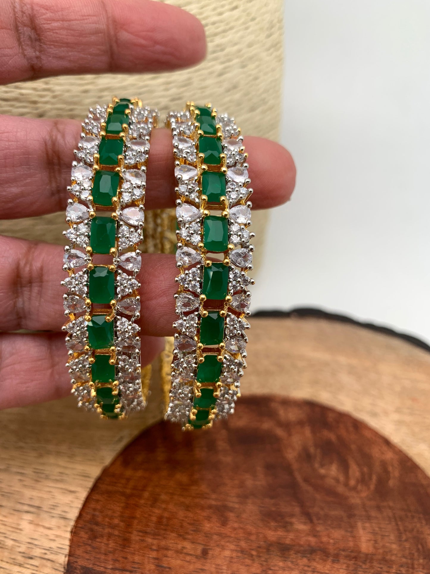 AD Emerald Green Stone Bangles