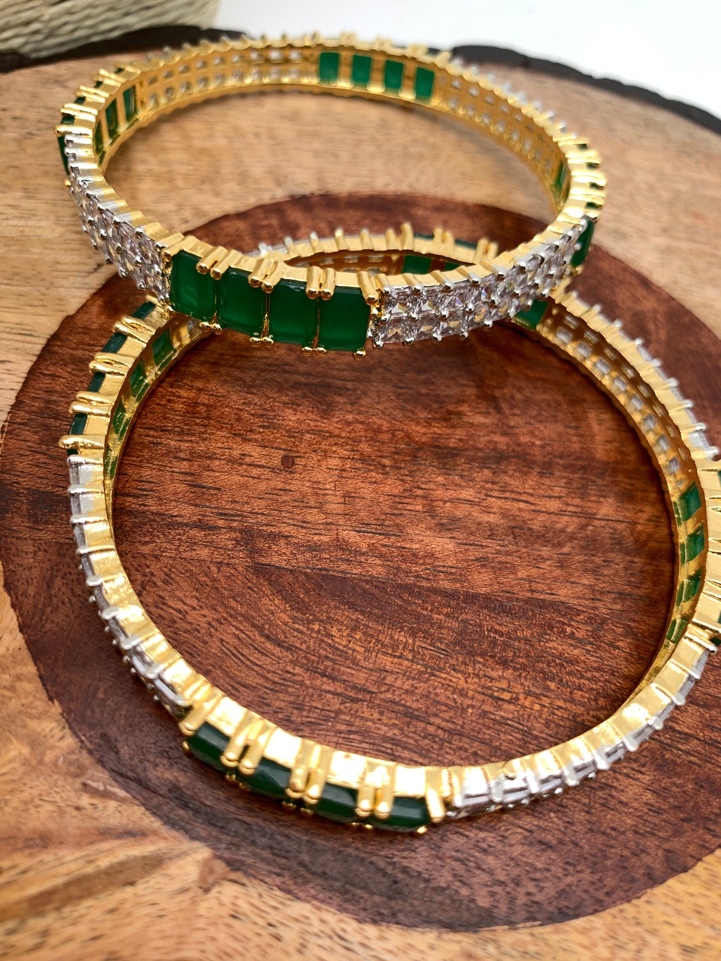 AD Emerald Green Stone Bangles