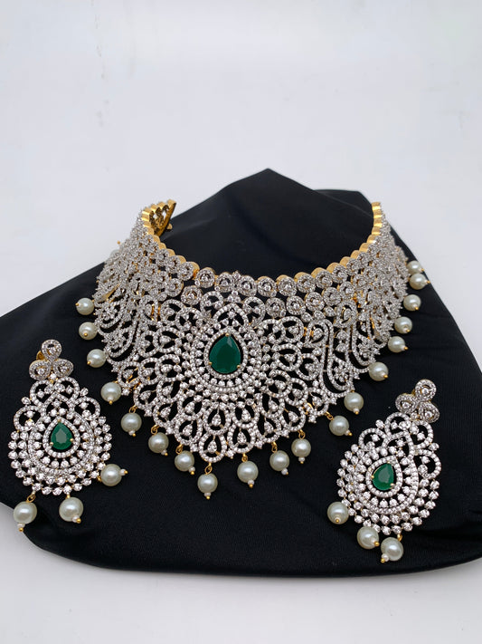 Emerald AD Choker with Screw Back Earrings