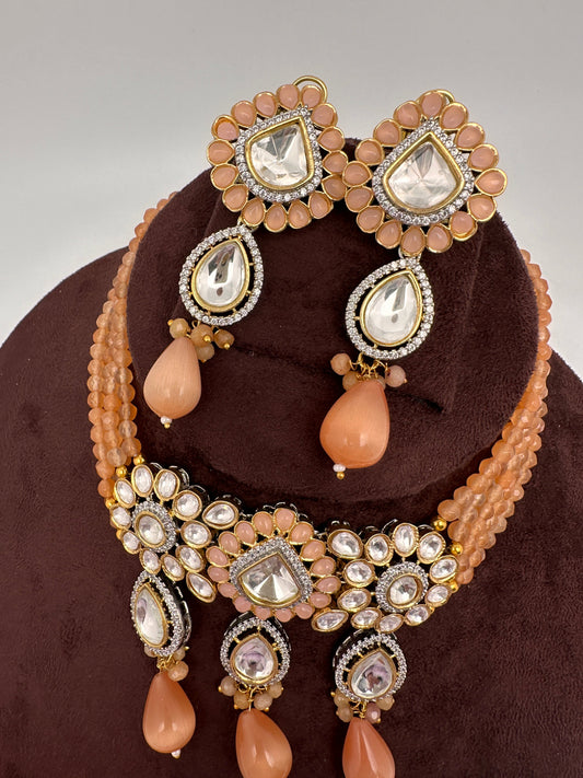 Kundan Peach Beads Choker