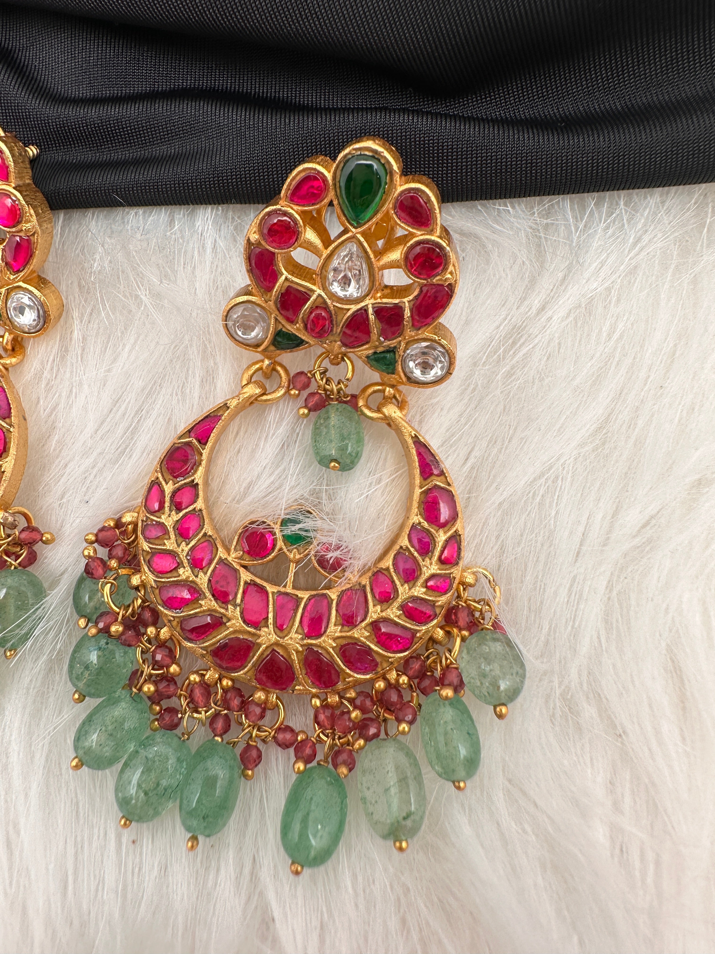 Red and Green Kundan Earrings/ Kundan Earrings/ retailer Green Kundan Earrings/ Red Kundan Earrings/ Kundan Earrings with Pearls/ Chandhbali Earrings