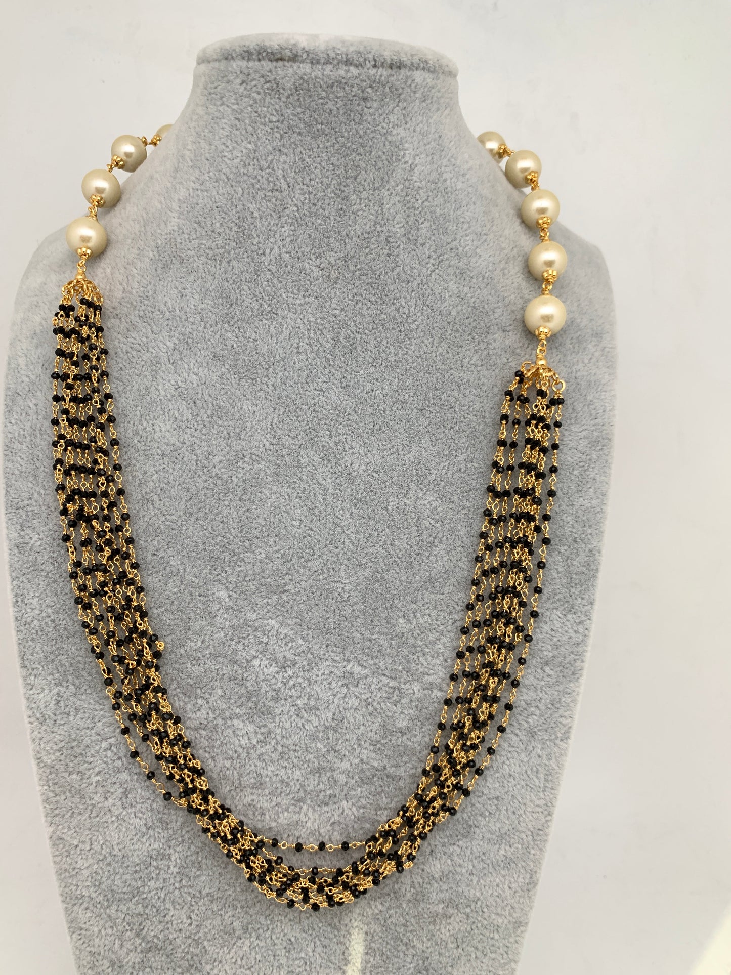 Black Beads Pearls Mala