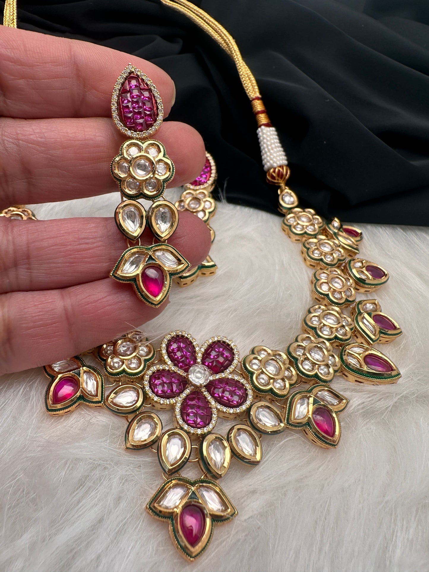 Kundan Floral Short Necklace