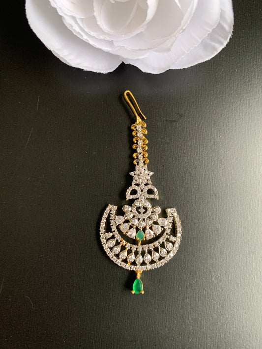 Diamond Finish Maangteeka with Green Stone