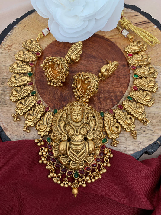 Goddess Lakshmi Short Necklace