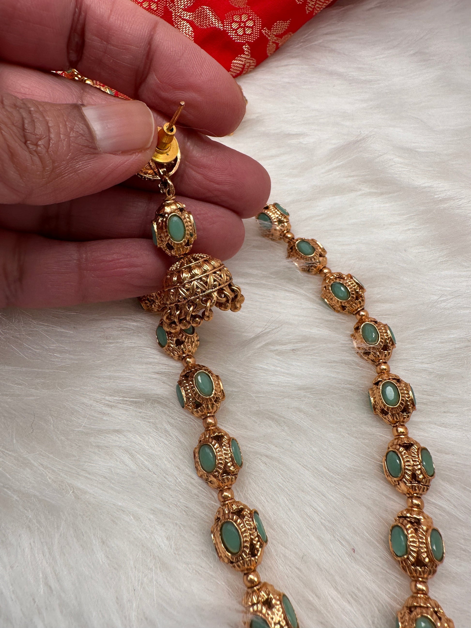 Golden Nakshi Balls Color Stone Necklace - Green