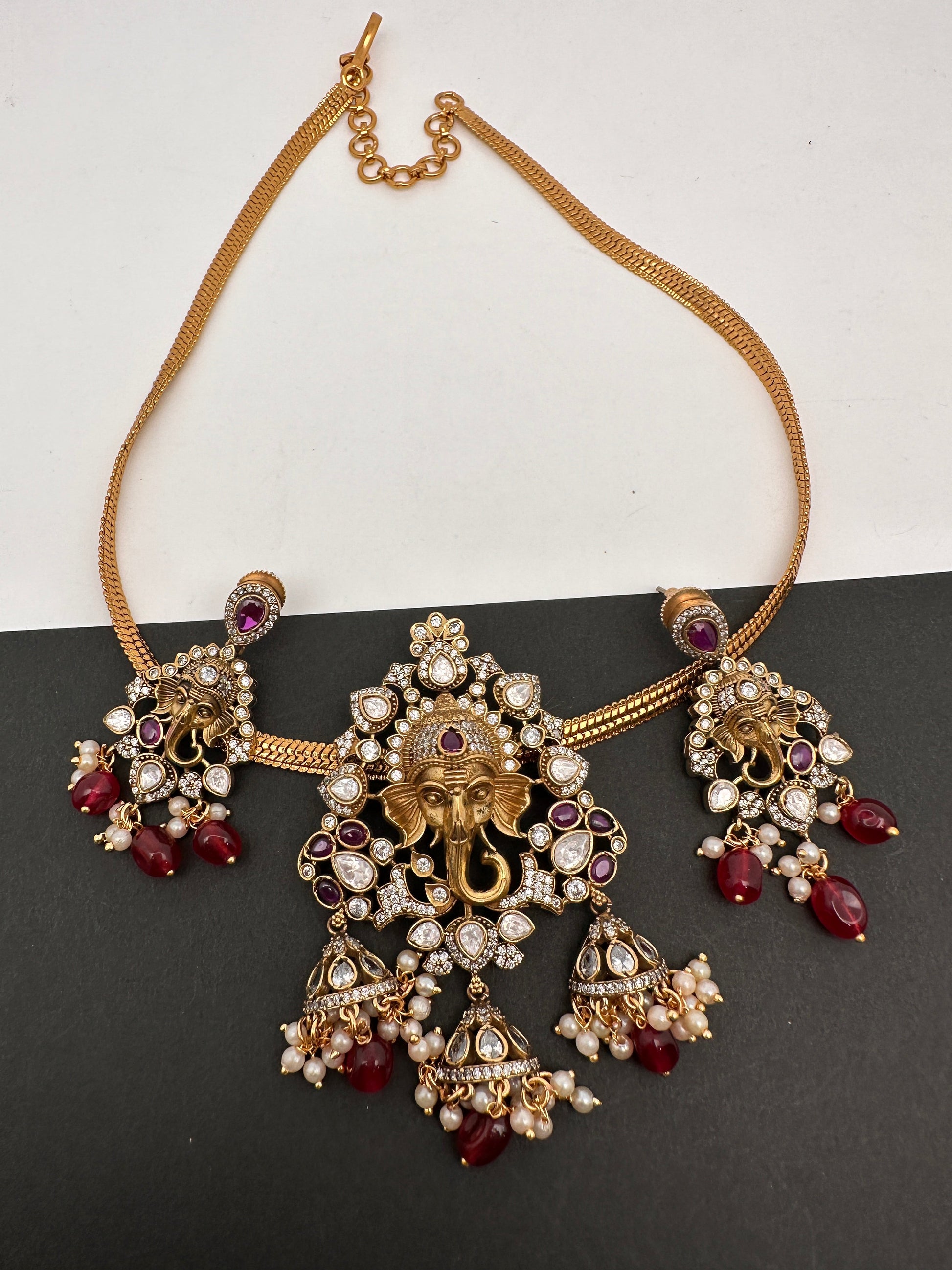 Ganesha Nakshi Color Stone Kundan Victorian Mehndi Finish Pendent Set - Red