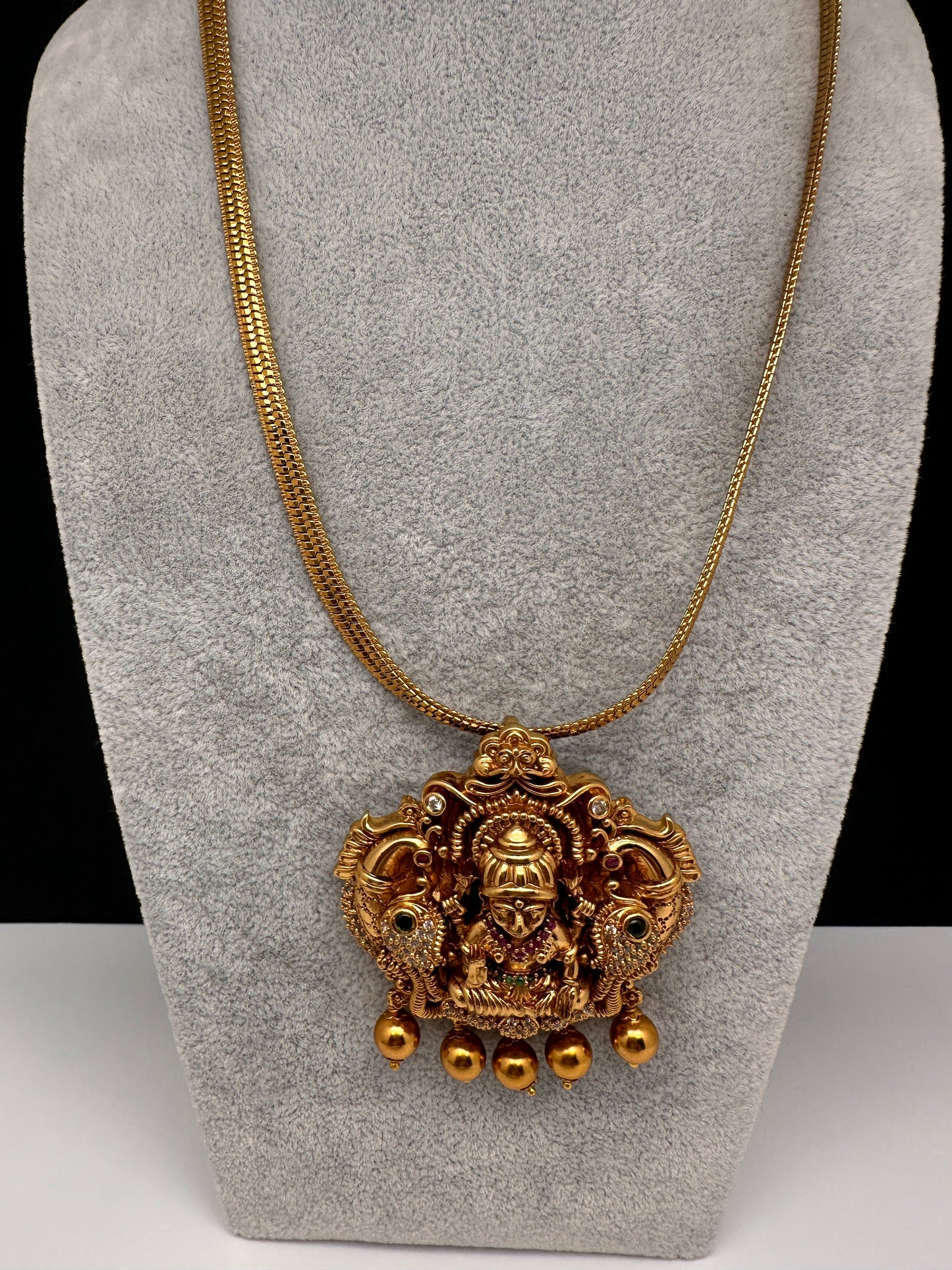 Goddess Lakshmi Nakshi Matte Finish Pendent Set