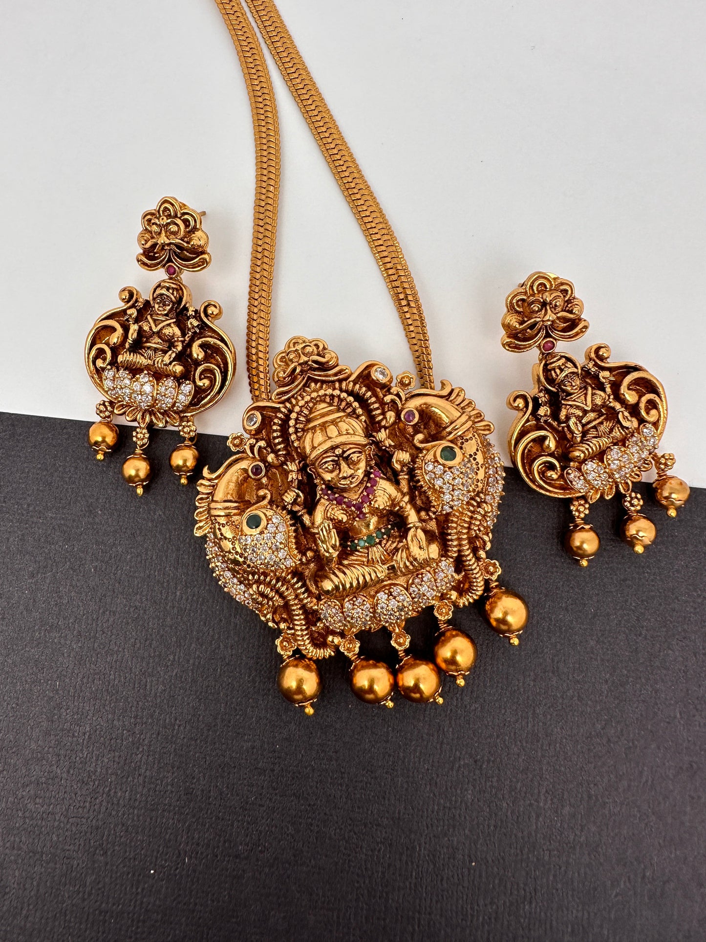 Goddess Lakshmi Nakshi Matte Finish Pendent Set