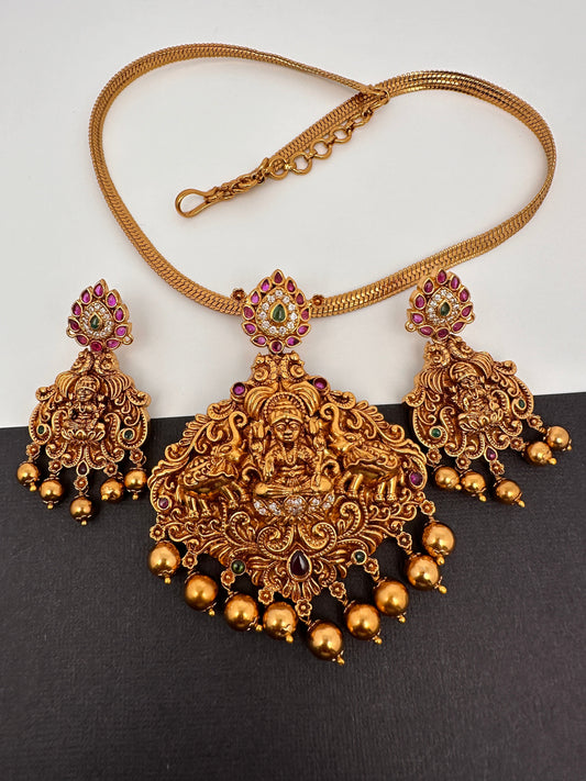 Goddess Lakshmi Nakshi Matte Finish Pendent Set