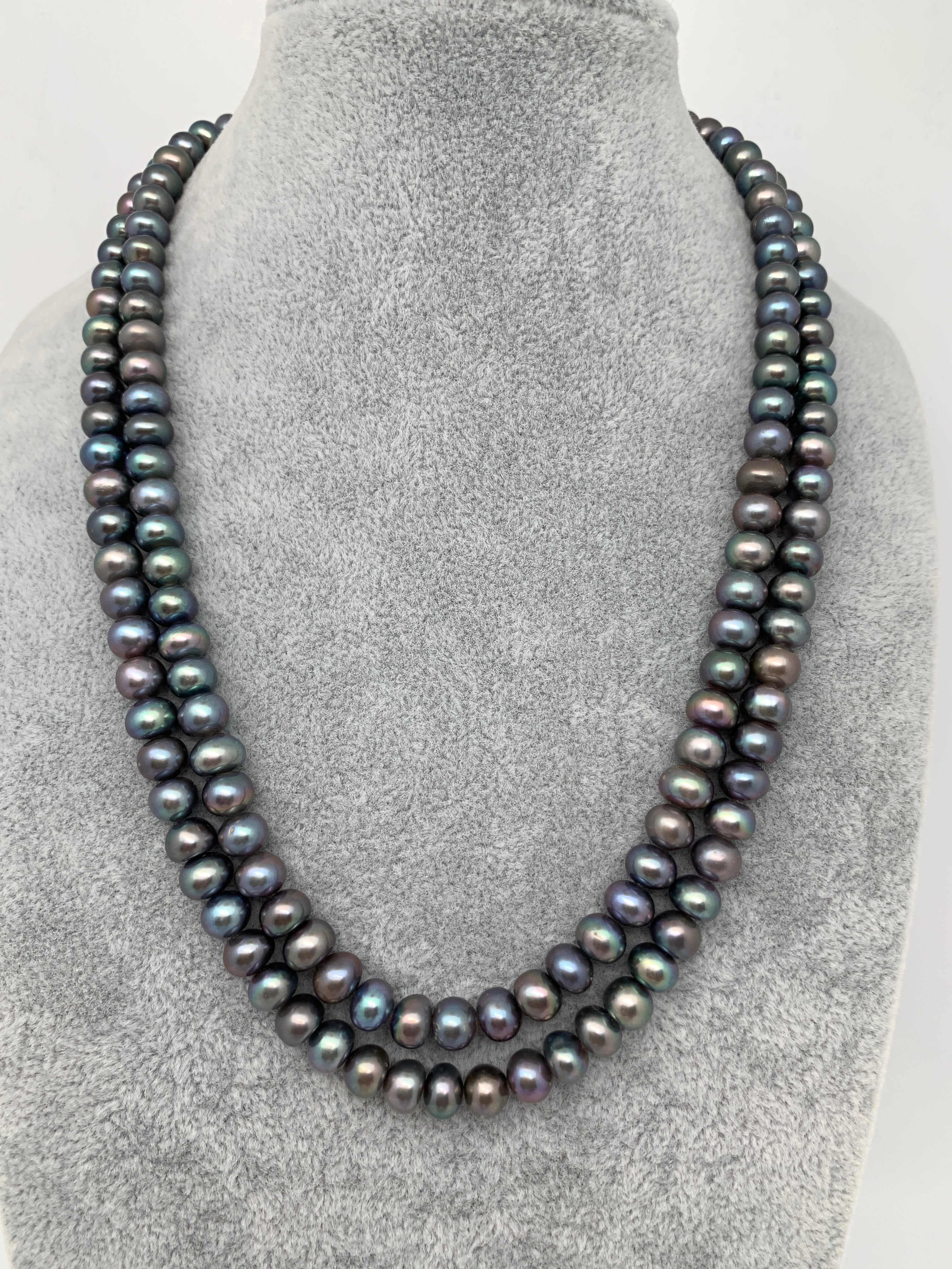 Black deals pearl mala