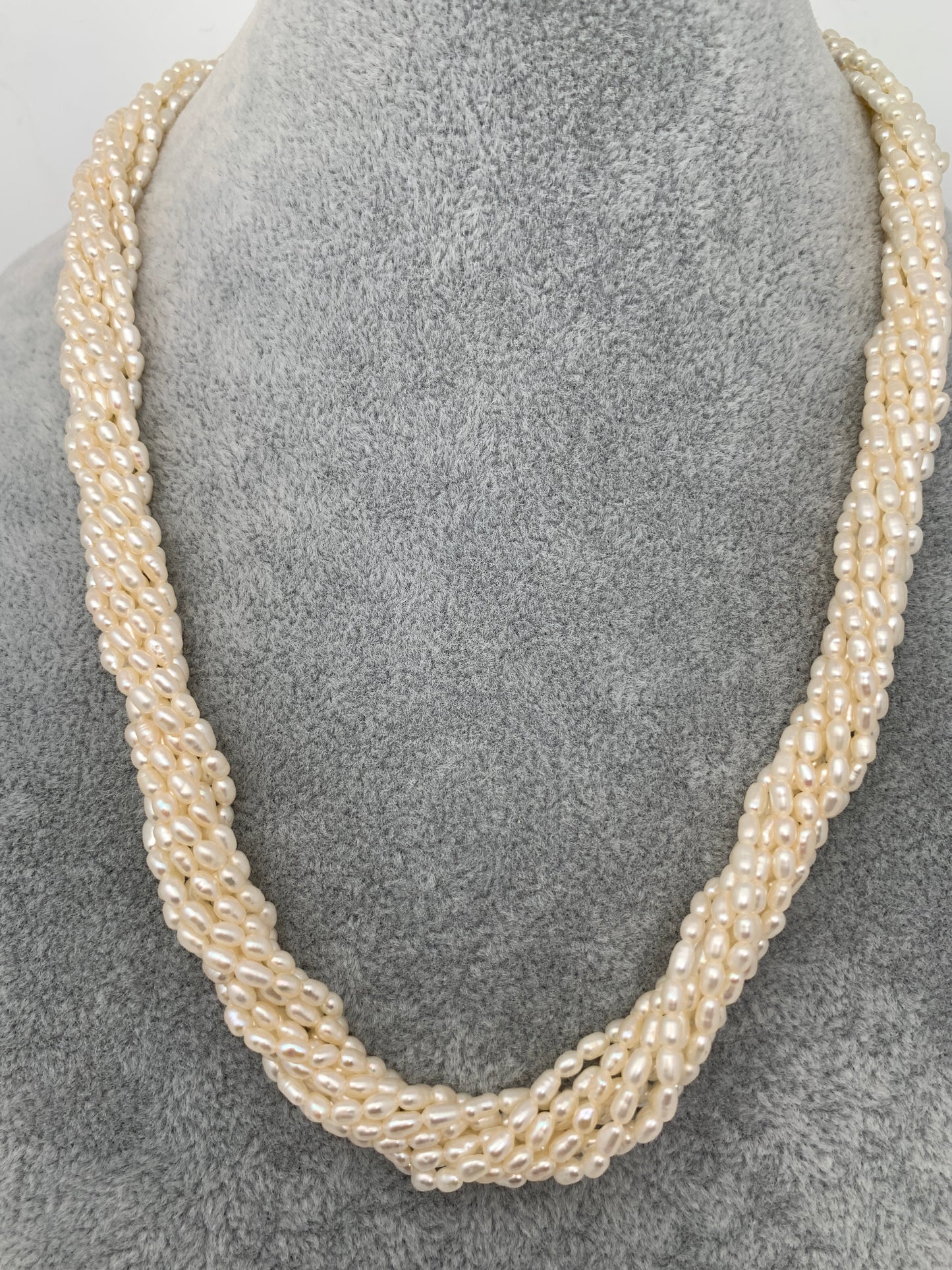 Nine line Real Rice Pearls Twisted Mala