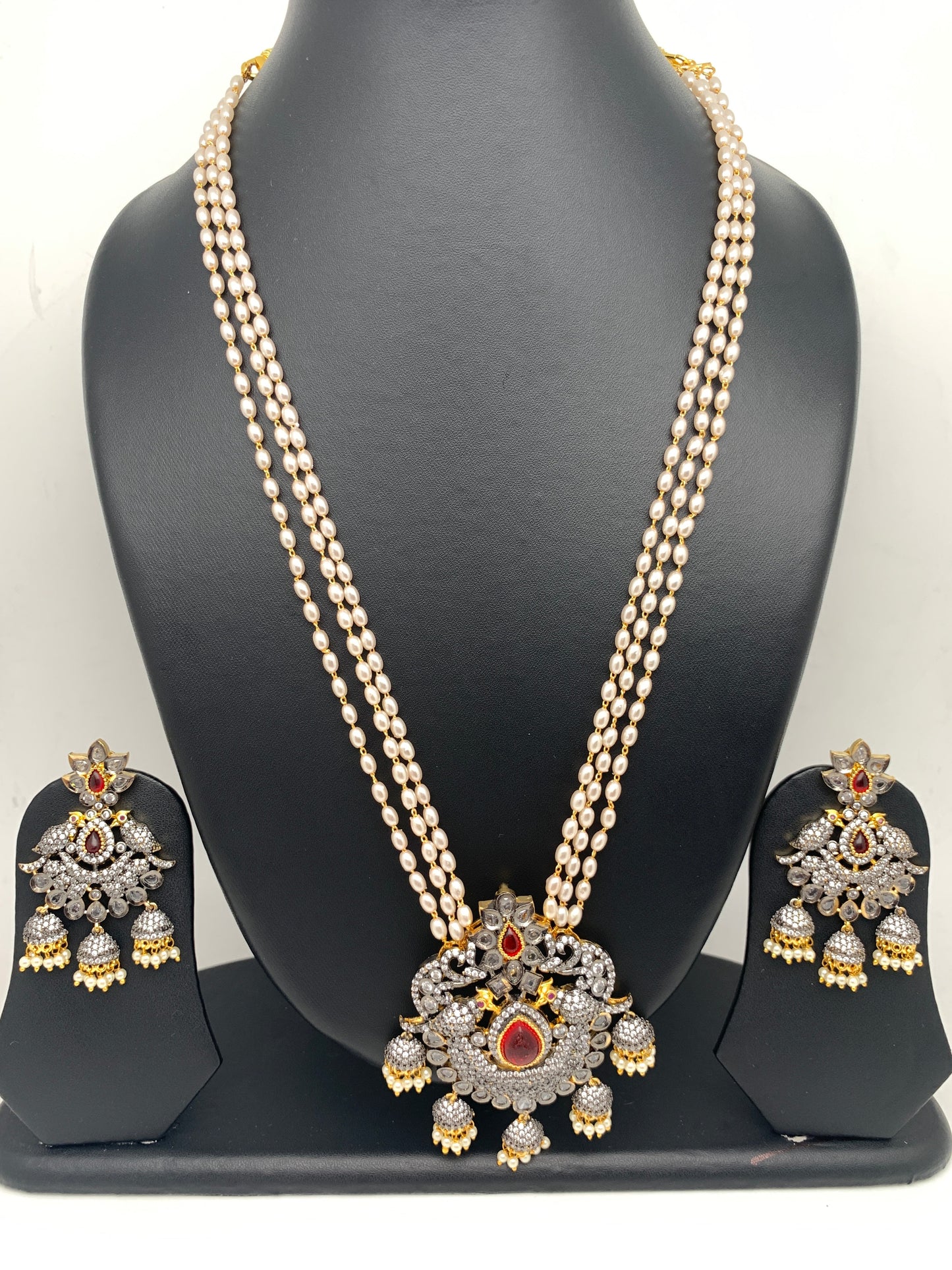 AD Red Stone Pendent Rice Pearl Mala