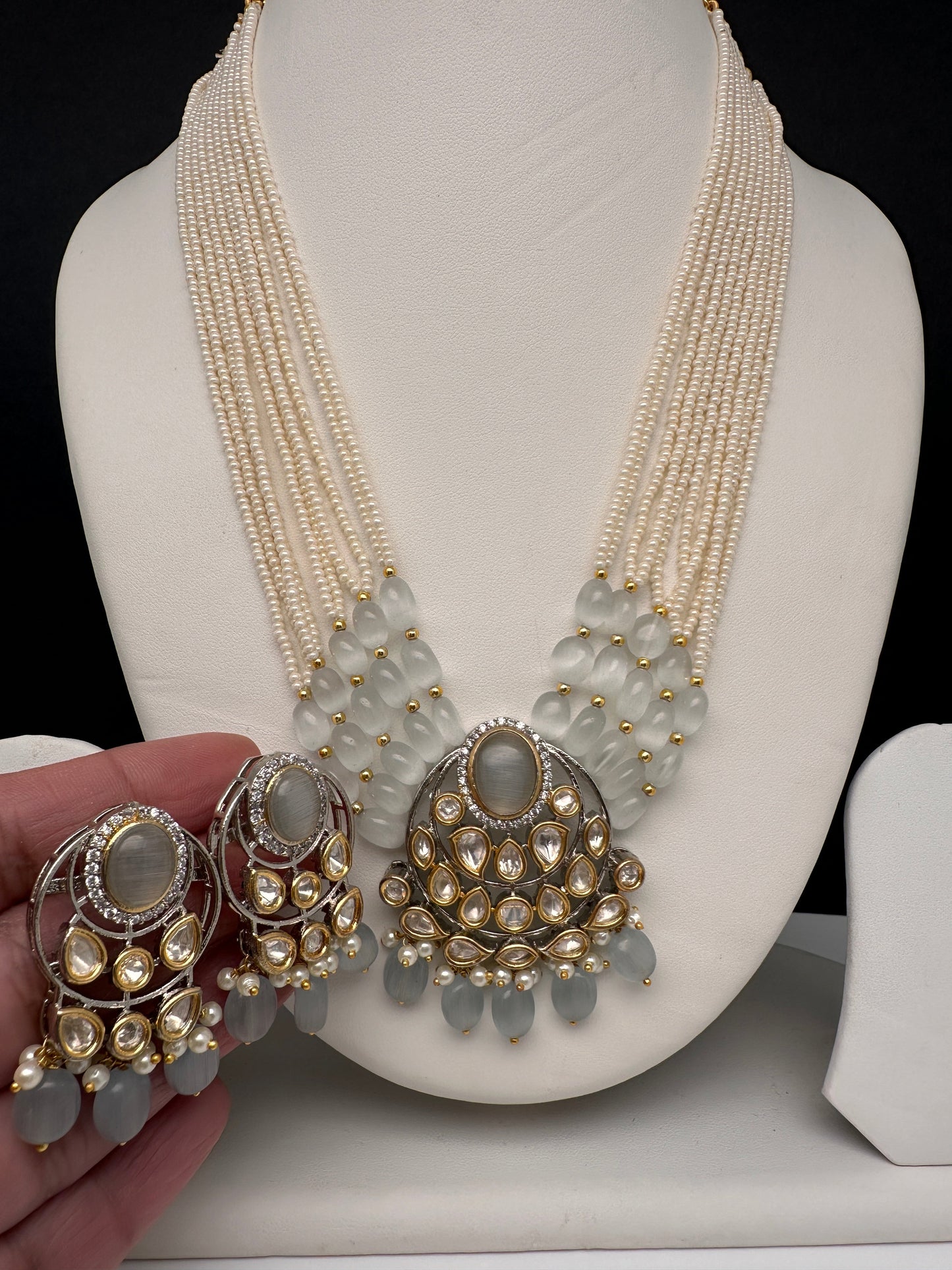 Kundan Grey Stone Short  Pearls Necklace