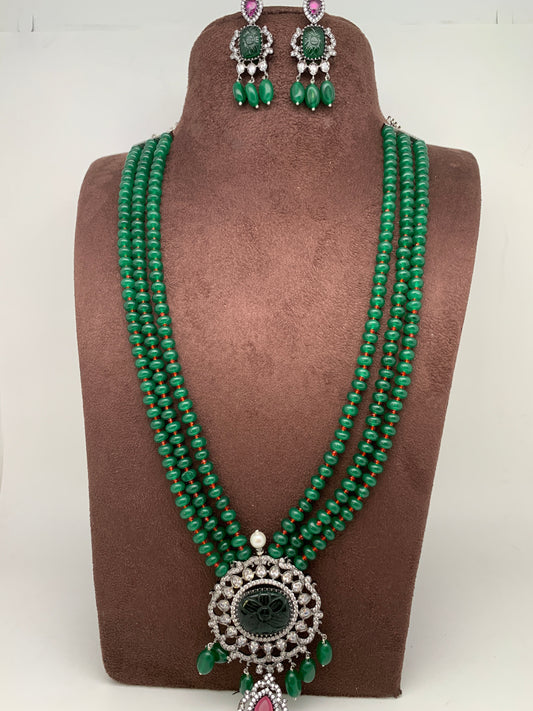 Green Stone AD Victorian Polish Pendent and Green Beads Necklace