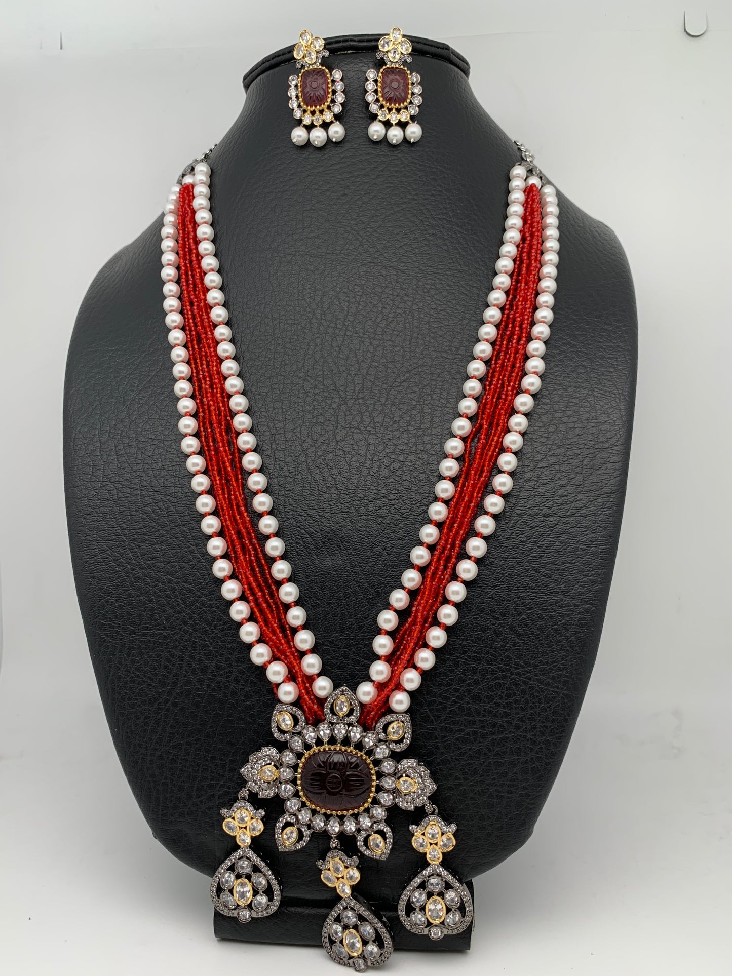 Red Stone AD Victorian Polish Pendent and Red Crystal Beads Pearls Necklace