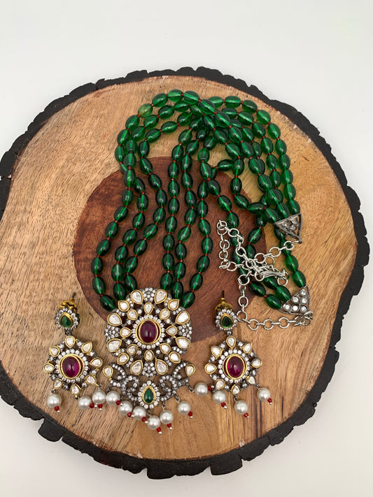 Kundan Pink Stone Victorian Polish Pendent with Green Beads Necklace Set