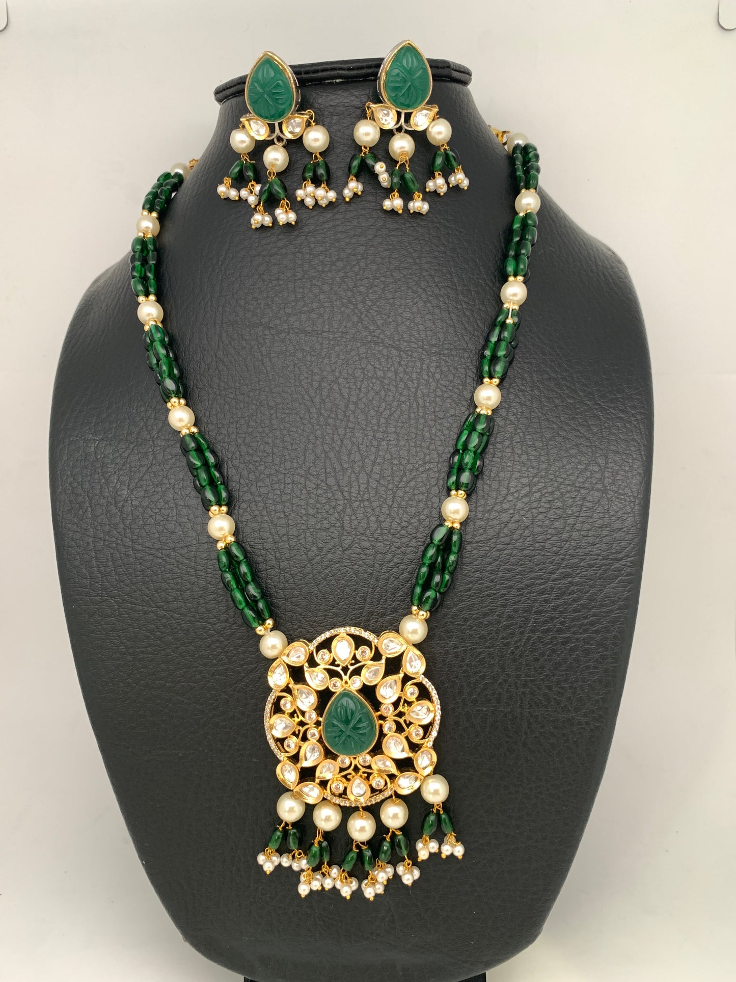 Kundan AD Pendent Green Beads Mala