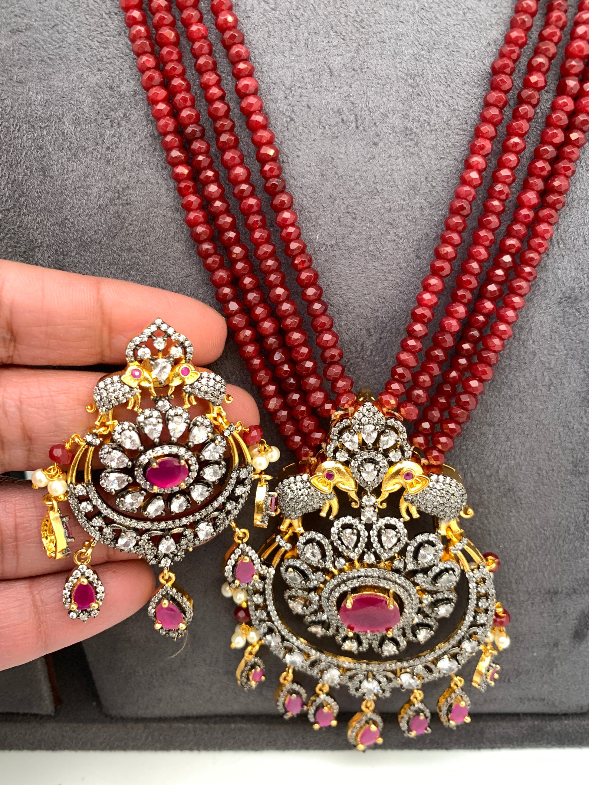 Red Stone Ad Victorian Polish Pendent and Red Crystal Beads Pearls Necklace