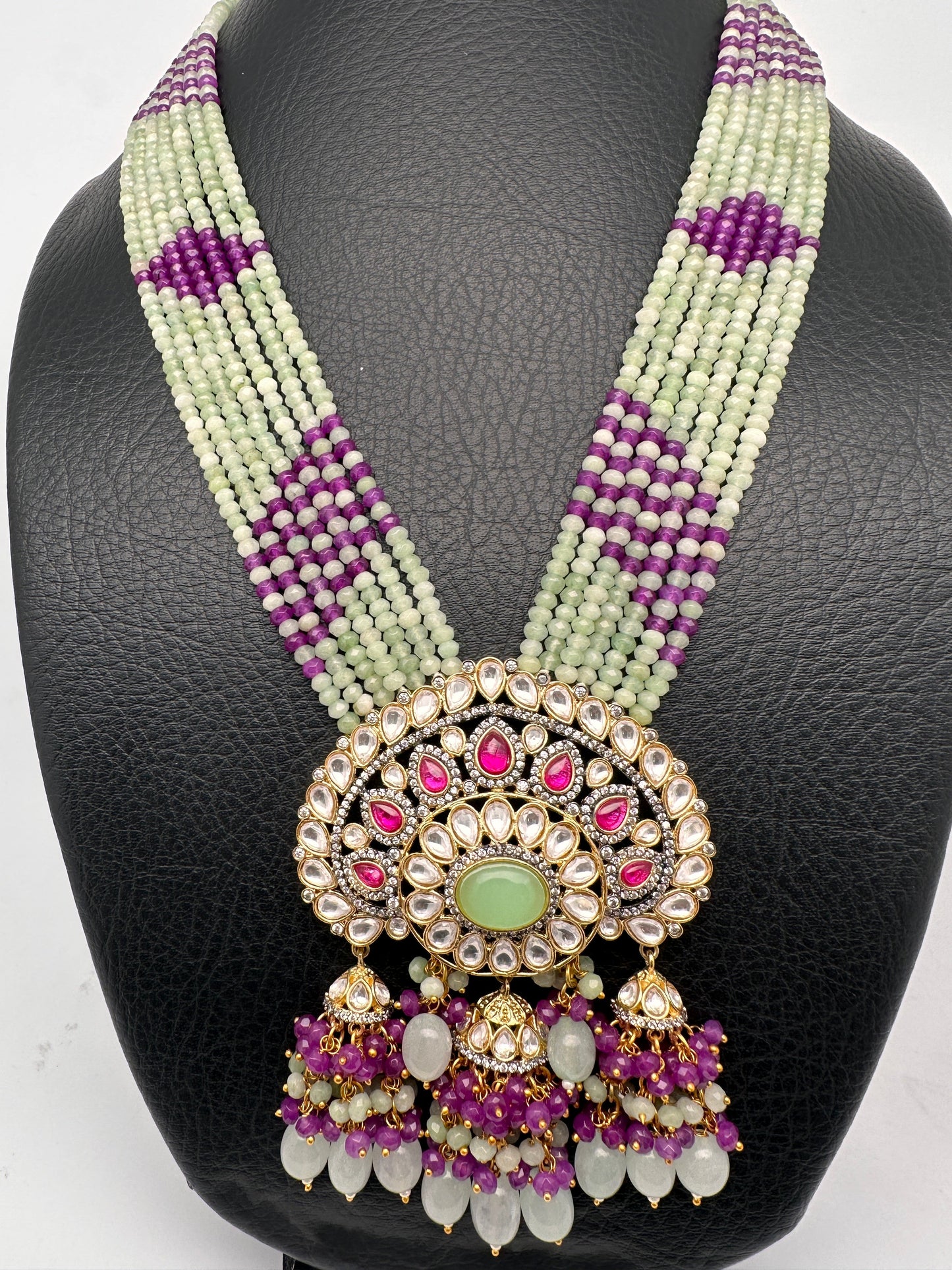 Kundan Mint Green Oynx Beads Necklace