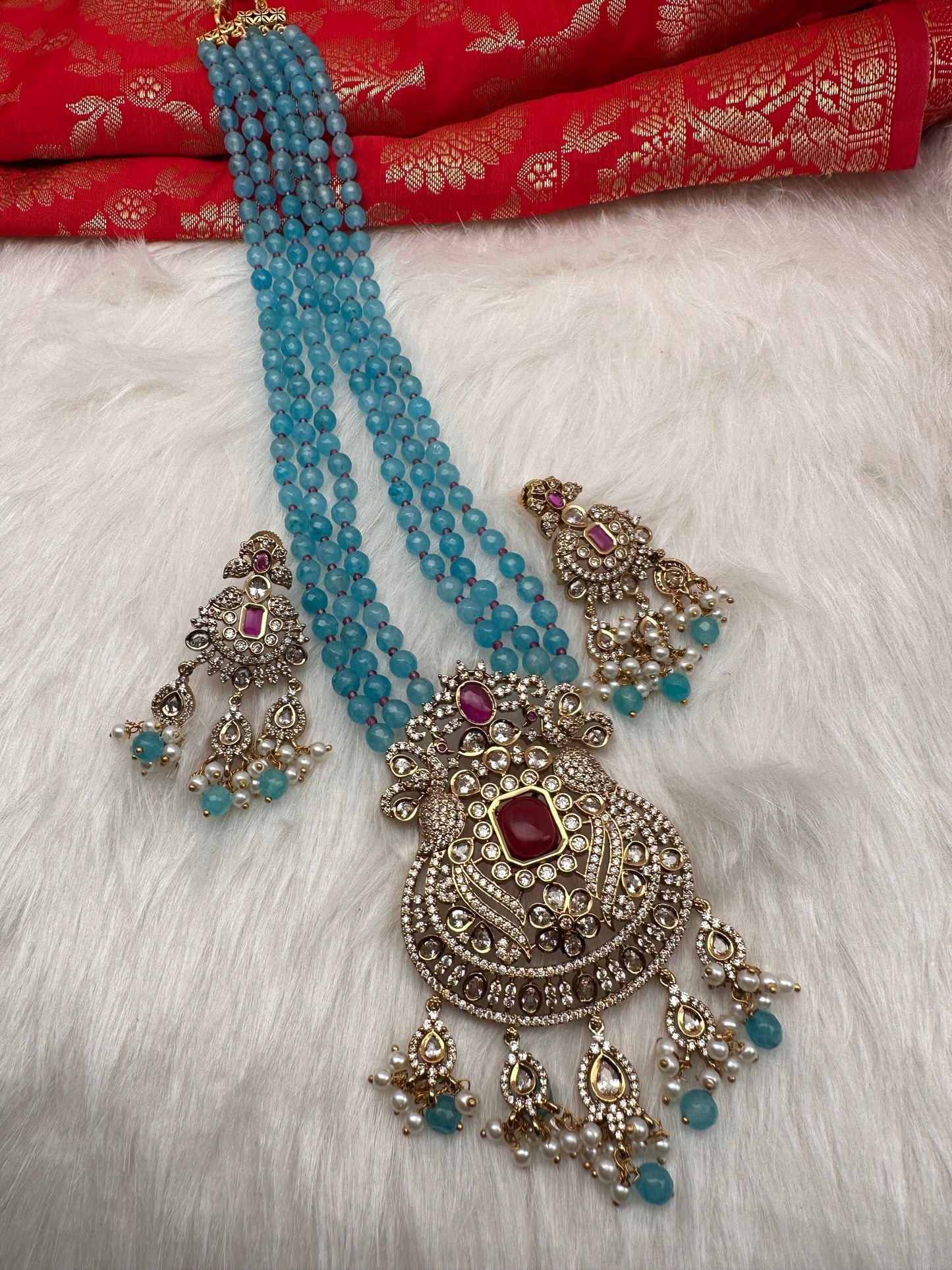 AD Victorian Pendent Blue Beads Necklace