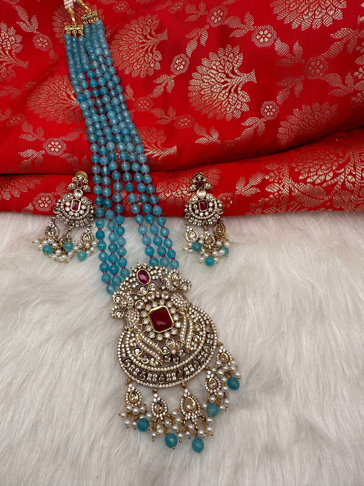 AD Victorian Pendent Blue Beads Necklace