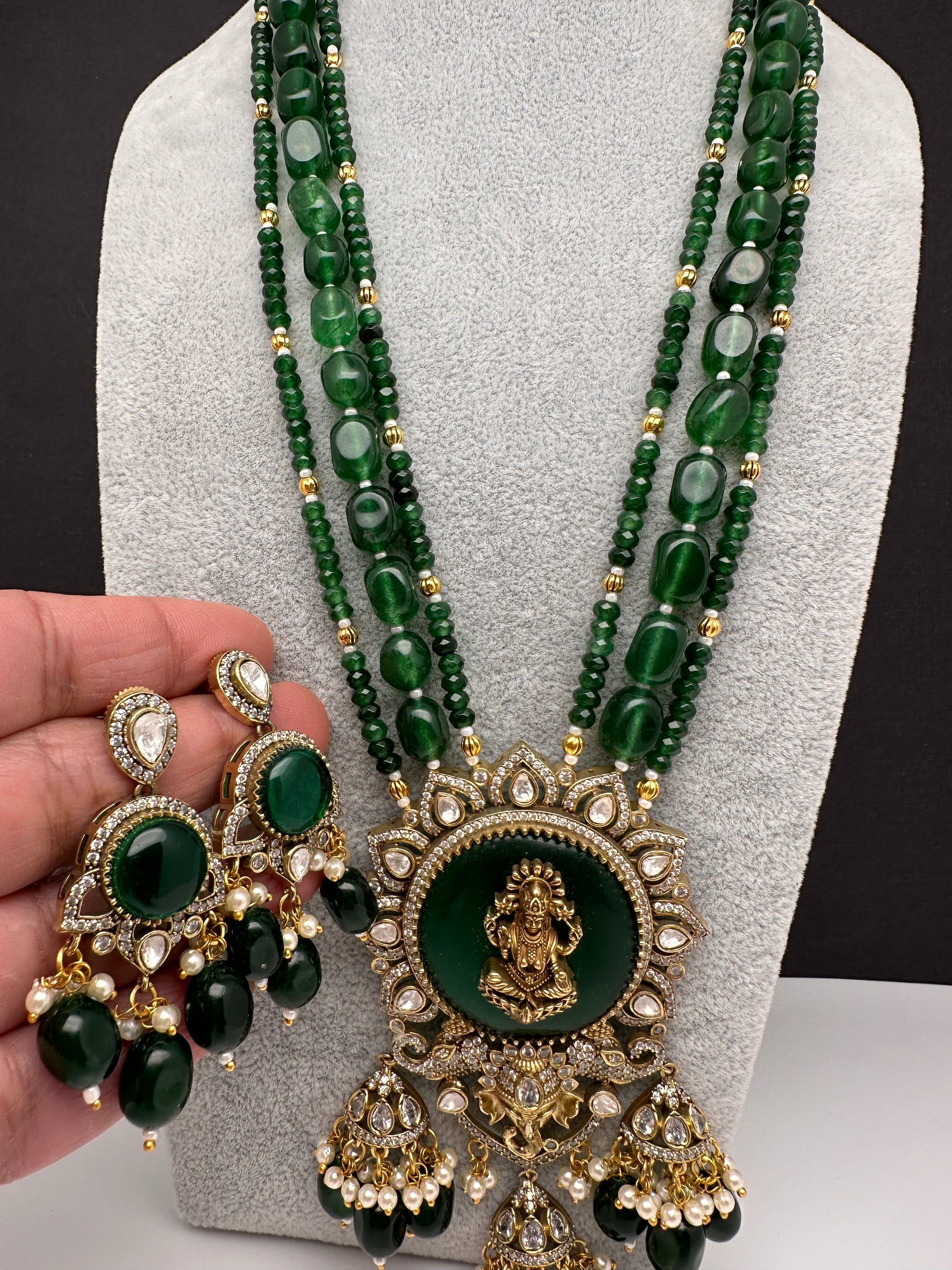 Moissanite Victoraian Ganesha Lakshmi Devi Monalisa Beads Necklace - Green