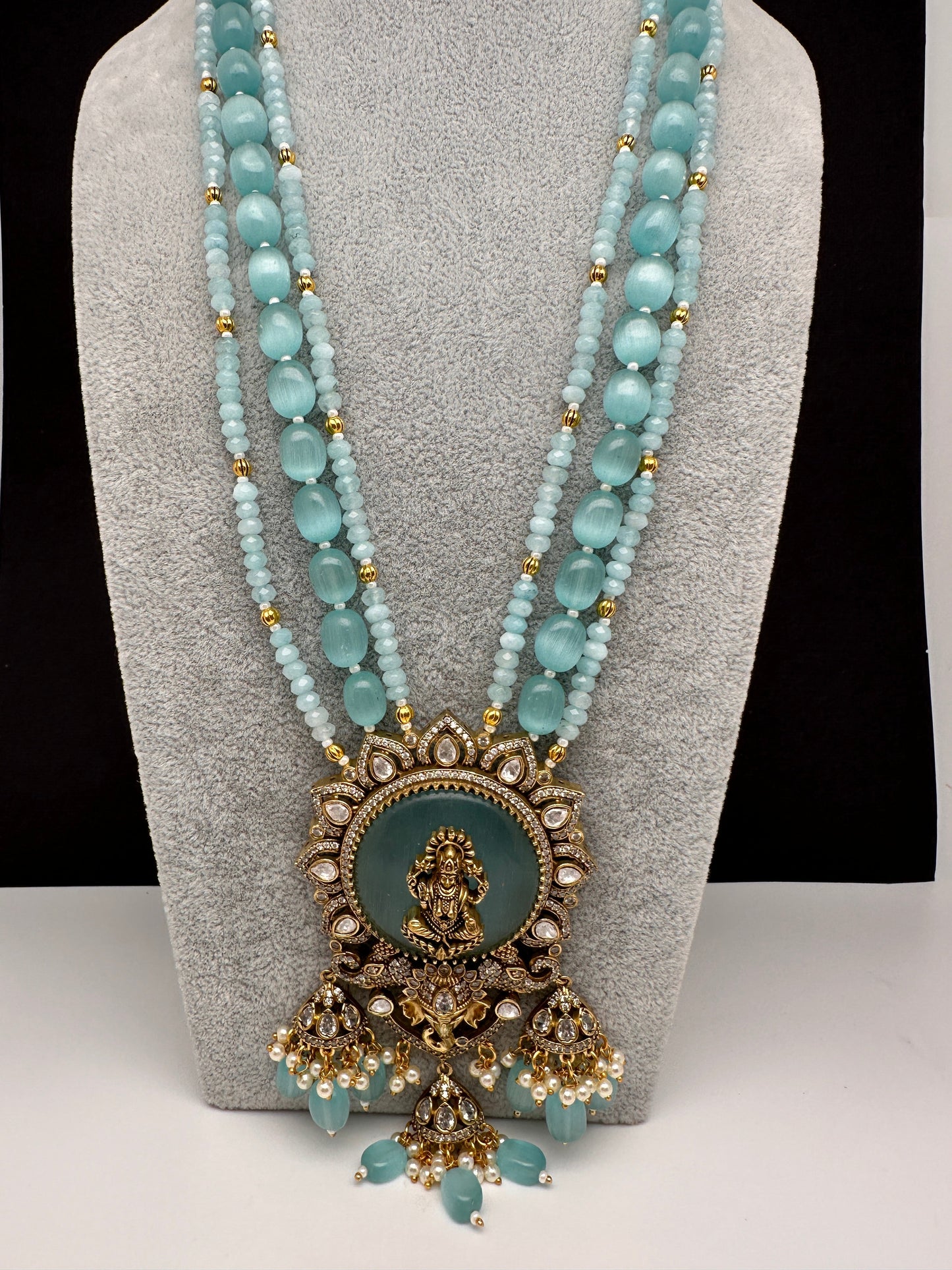 Moissanite Victoraian Ganesha Lakshmi Devi Monalisa Beads Necklace - LightBlue