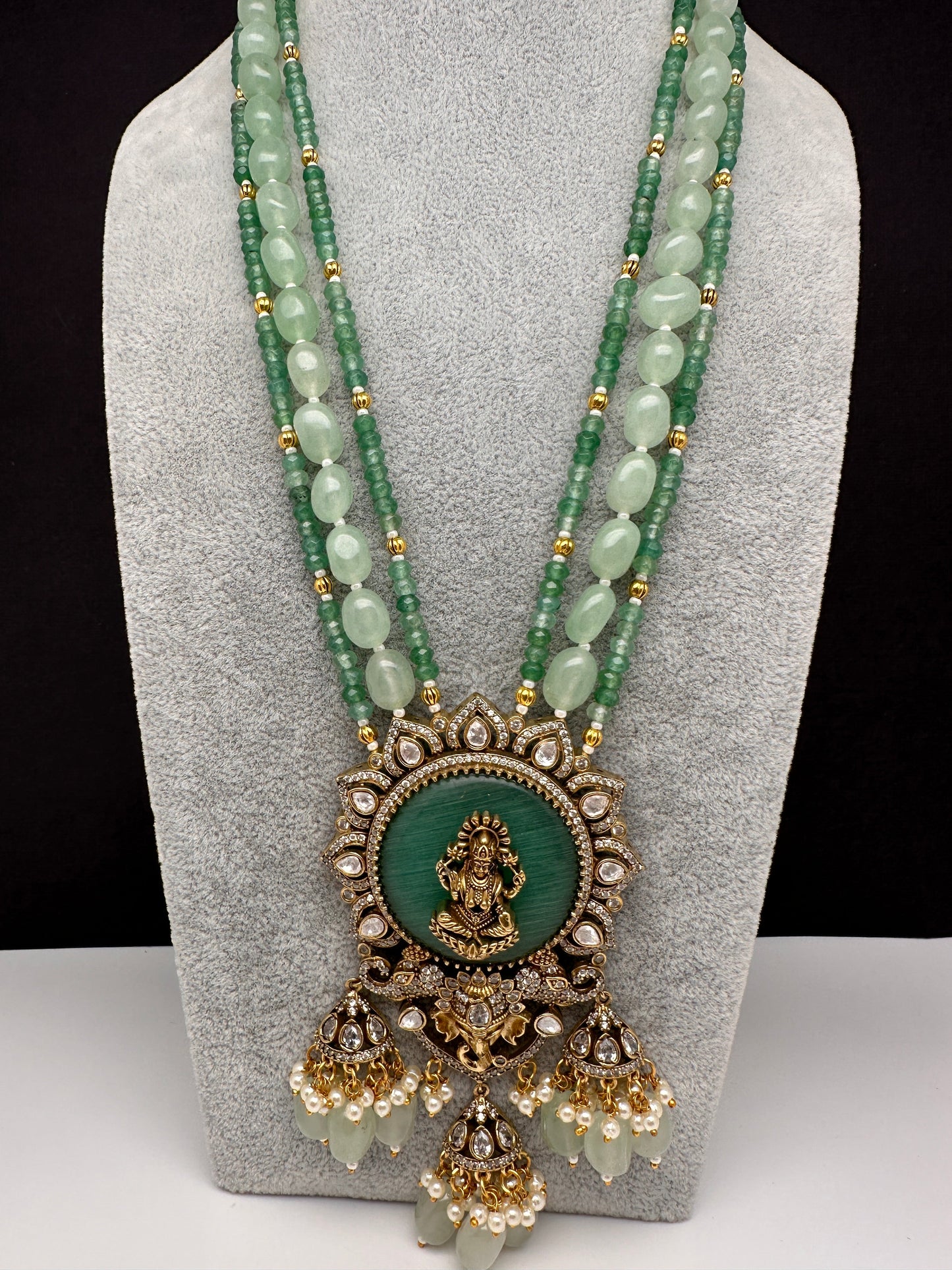 Moissanite Victoraian Ganesha Lakshmi Devi Monalisa Beads Necklace - LightGreen