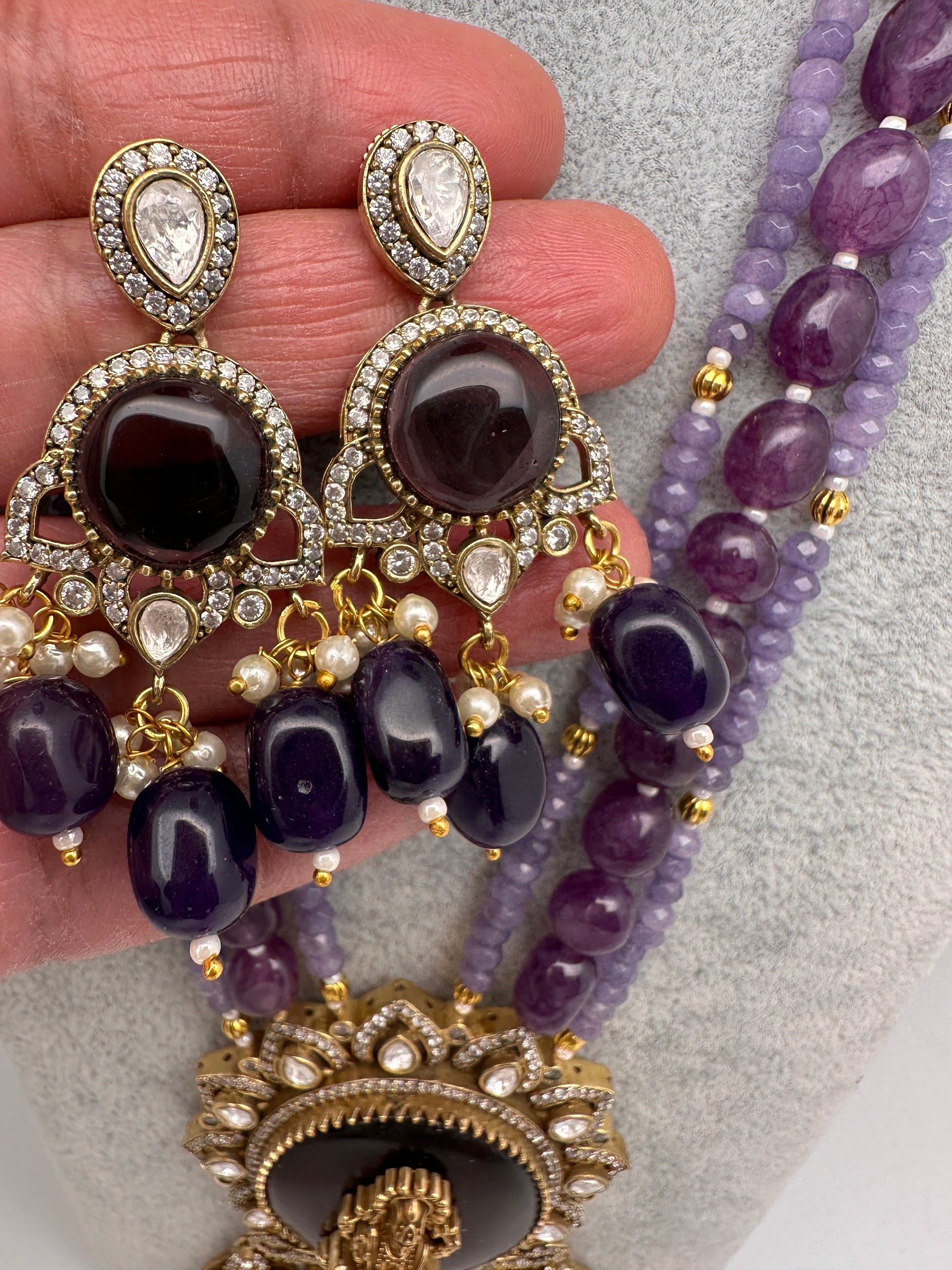 Moissanite Victoraian Ganesha Lakshmi Devi Monalisa Beads Necklace - Purple