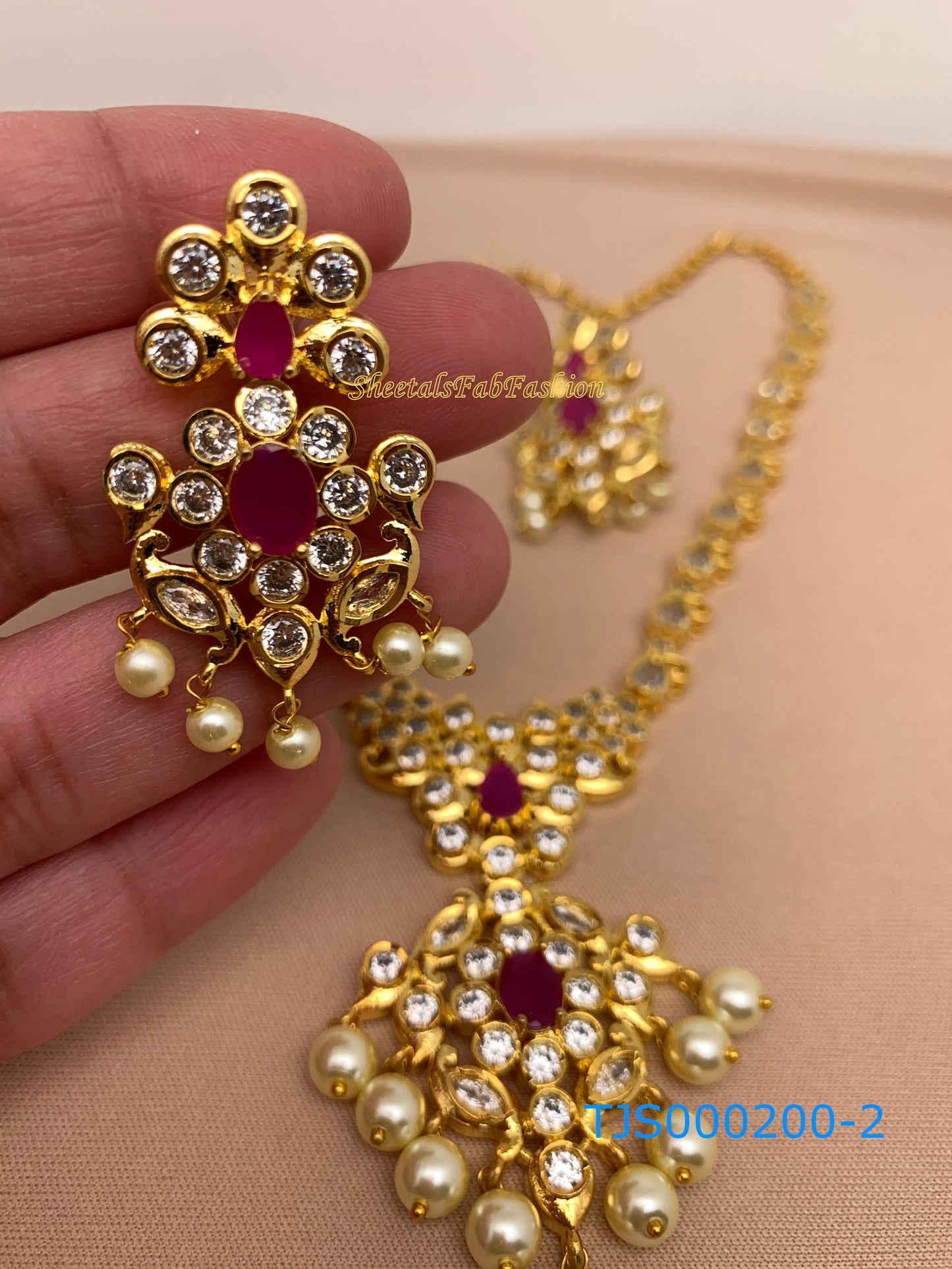 Red Stone CZ Pearls Neckalce