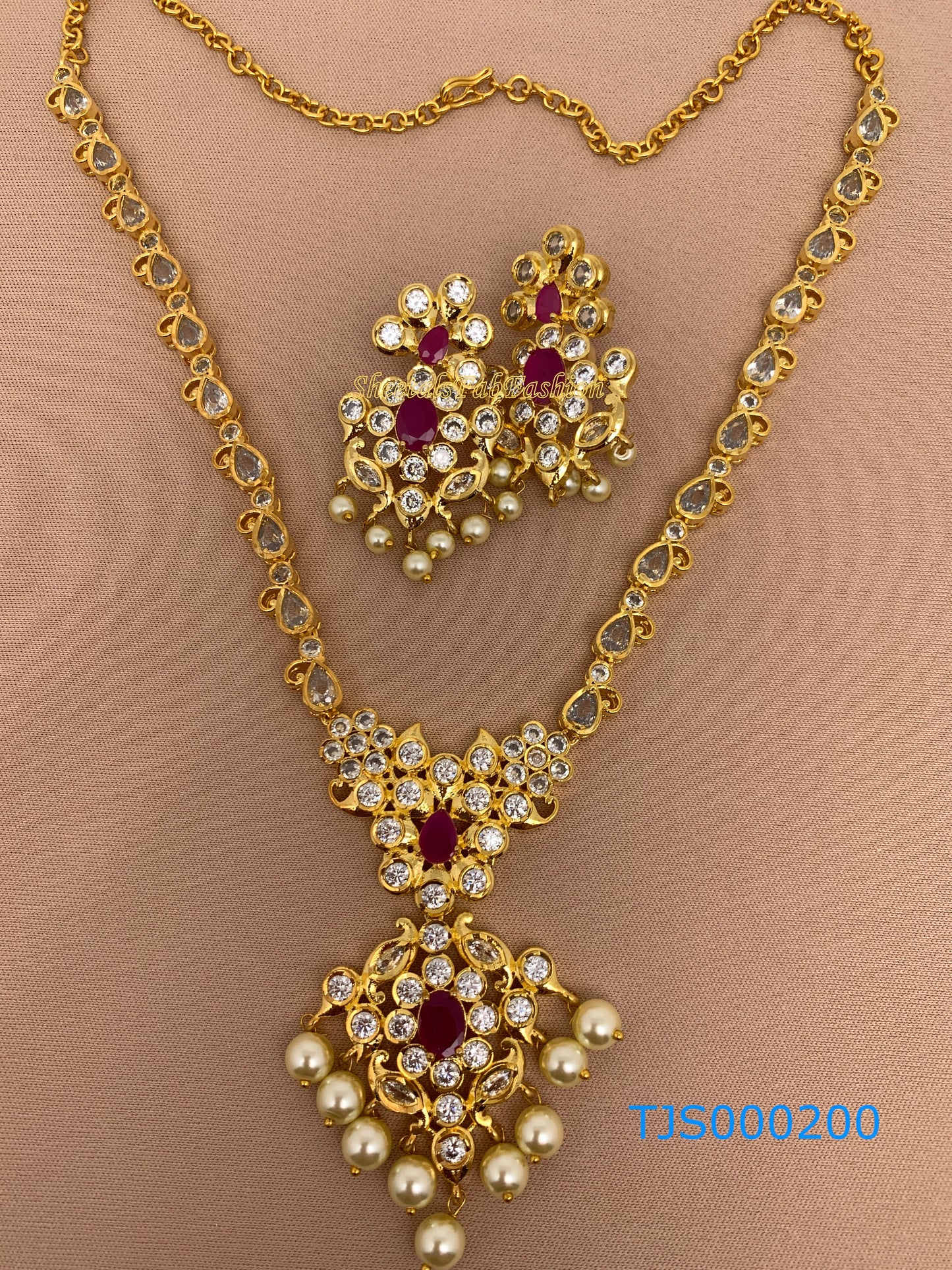 Red Stone CZ Pearls Neckalce