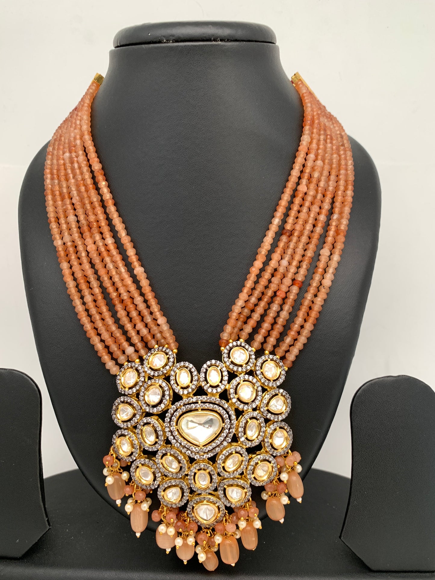 Kundan AD Pendent with Peach Onyx Beads Necklace