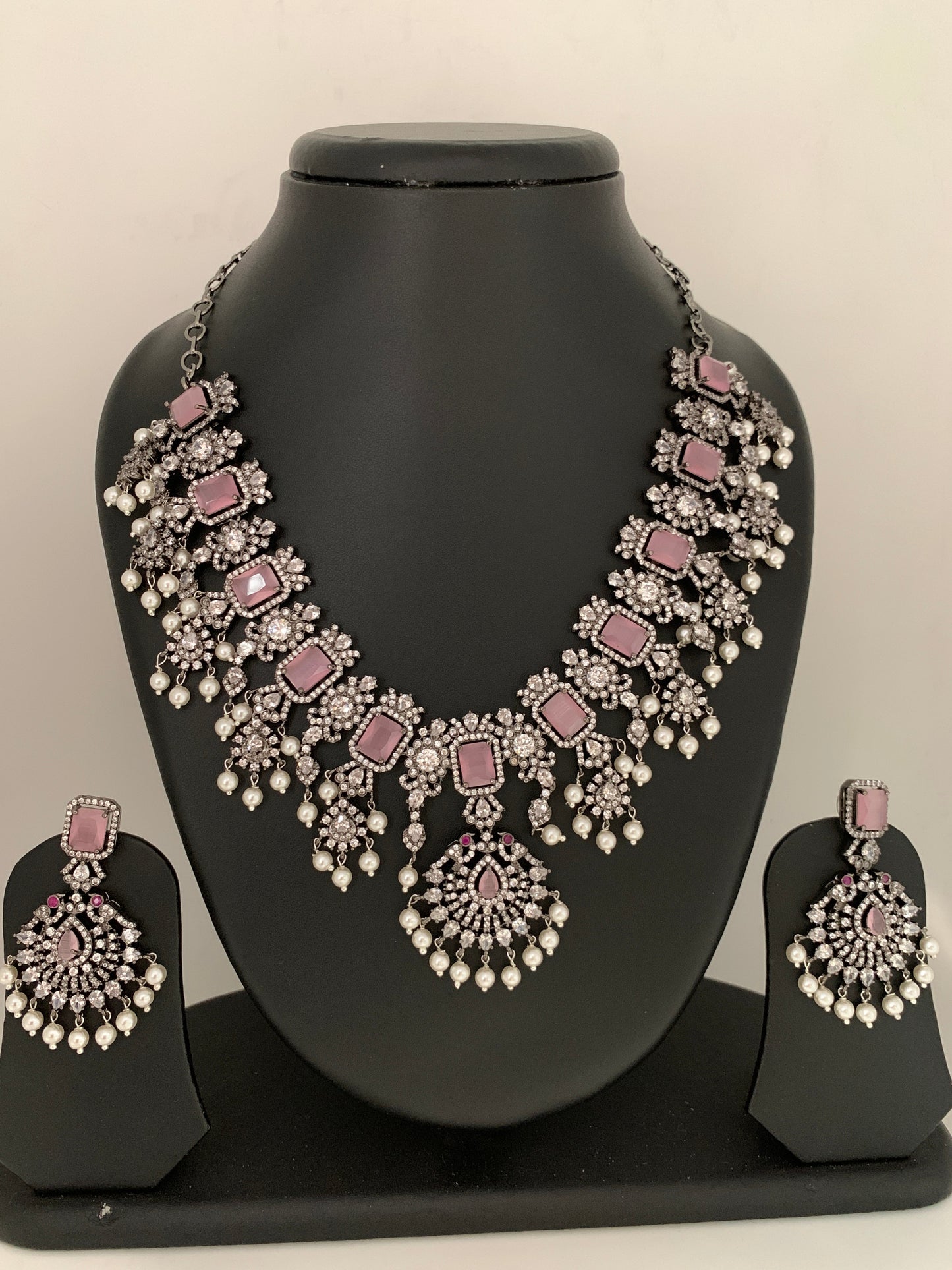 AD Pink Stone Victorian Short Necklace