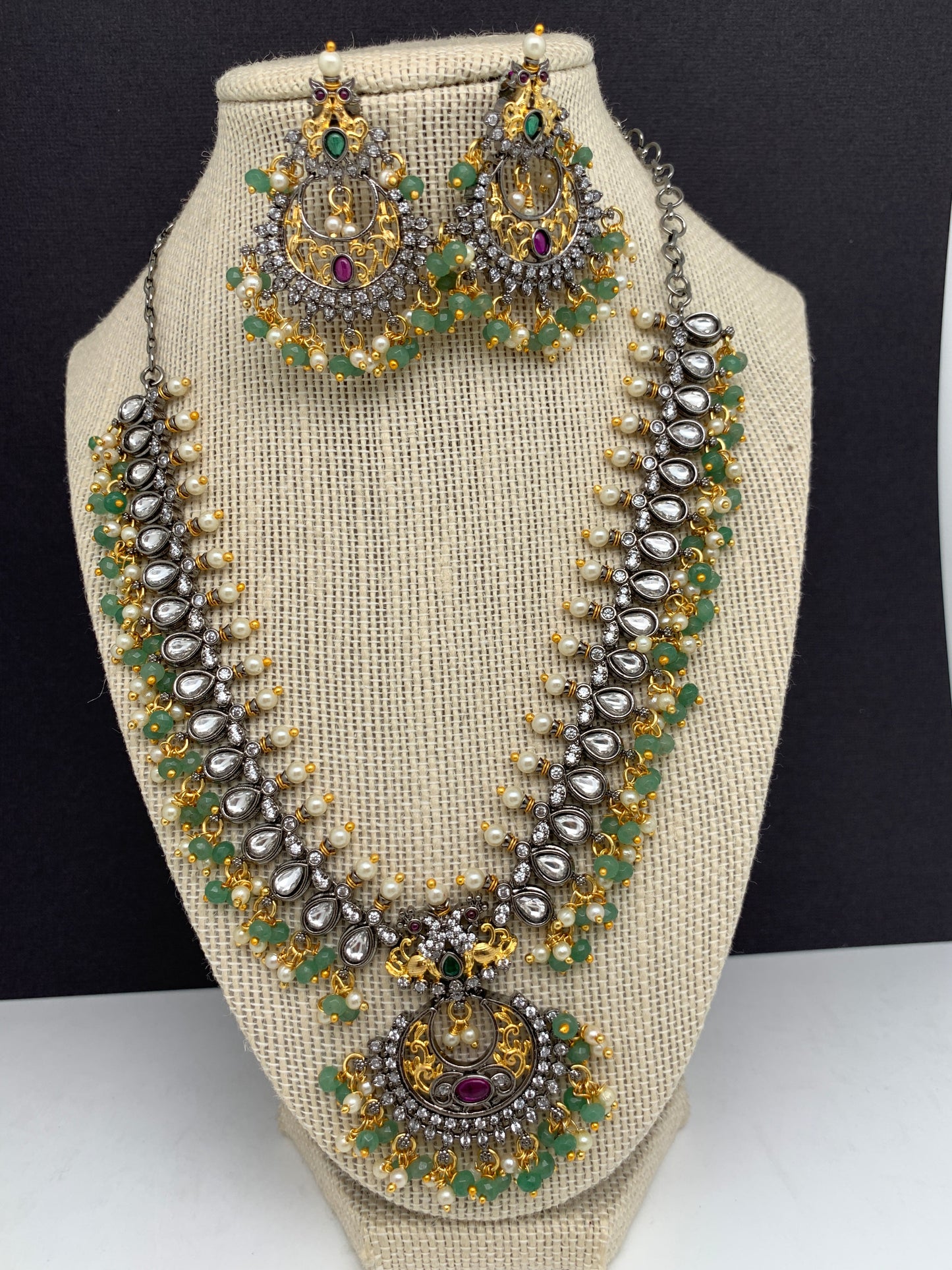 Victorian Finish Kundan and Green Beads Short Necklace