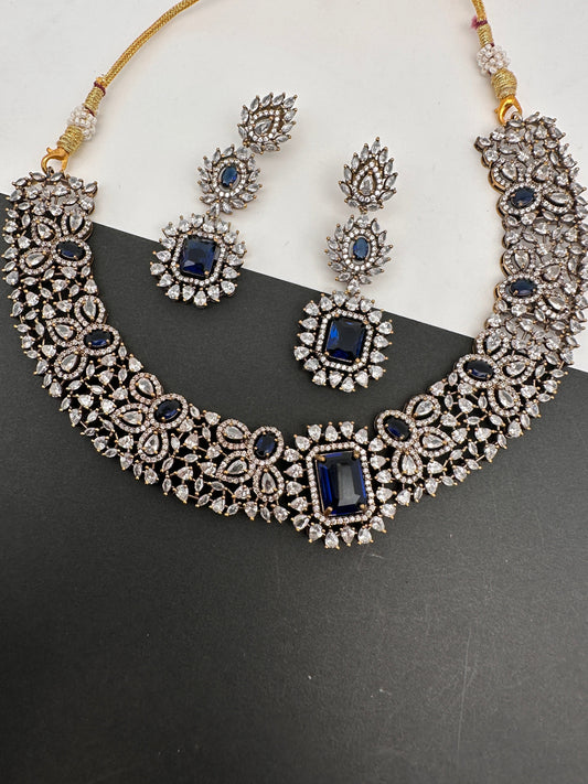 Victorian Finish AD Color Stone Neckline Short Necklace - Blue